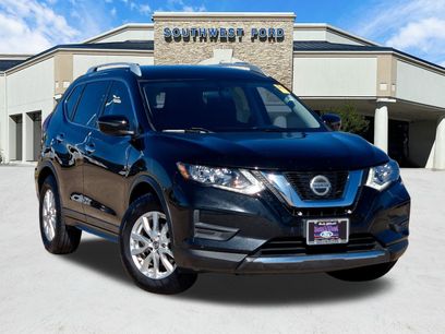 Used 2018 Nissan Rogue SV