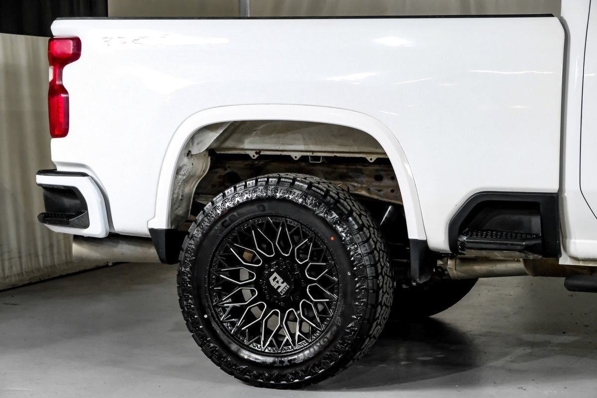 Used 2021 Chevrolet Silverado 2500 LT w/ Fleet Comfort Package AWD/4WD image 7