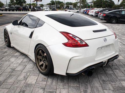 Used 2016 Nissan 370Z Coupe RWD image 5