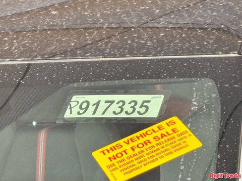 Certified 2025 Toyota Corolla SE FWD image 11