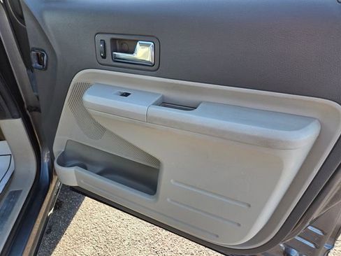 Used 2010 Ford Edge Limited image 33