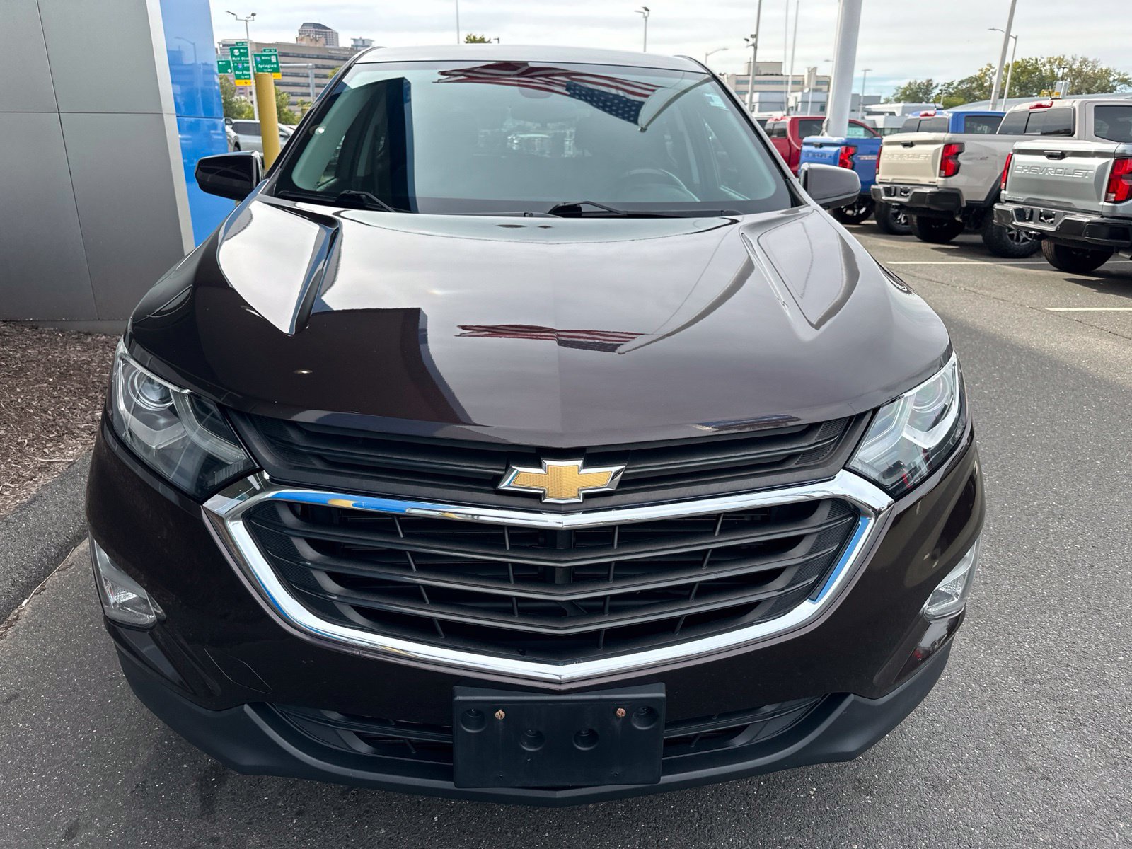 Used 2020 Chevrolet Equinox LT AWD/4WD image 2