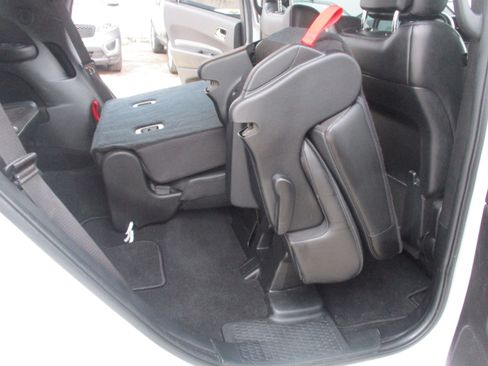 Used 2020 Dodge Durango GT image 22