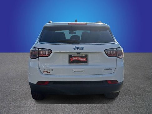 Used 2024 Jeep Compass Latitude image 5