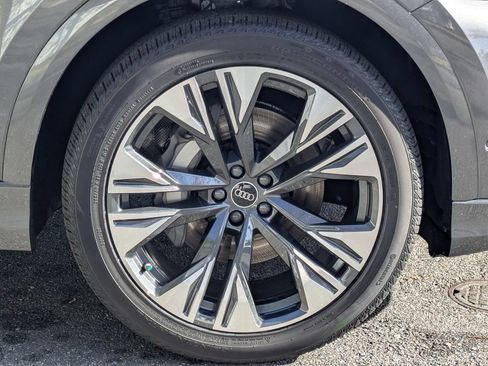 New 2026 Audi Q8 Premium Plus AWD/4WD image 10