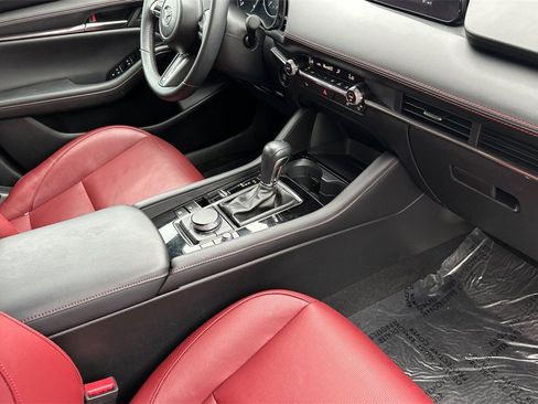 Used 2024 MAZDA MAZDA3 s image 16