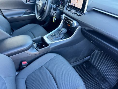 Used 2023 Toyota RAV4 LE image 16