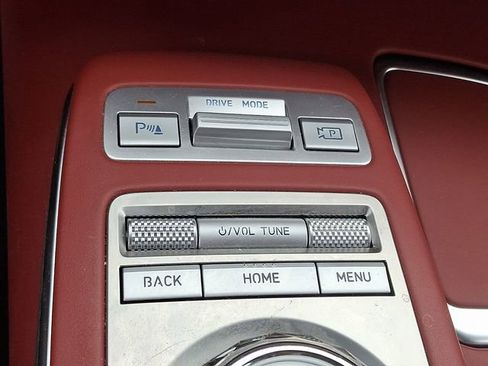 Used 2024 Genesis GV70 2.5T w/ Sport Prestige Package image 24