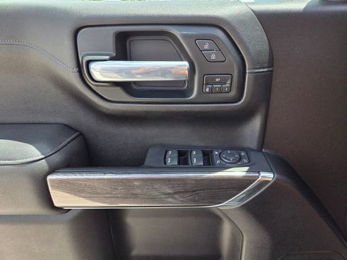 Used 2021 Chevrolet Silverado 1500 LTZ image 23