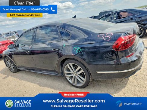 Used 2018 Volkswagen Passat Sedan image 3