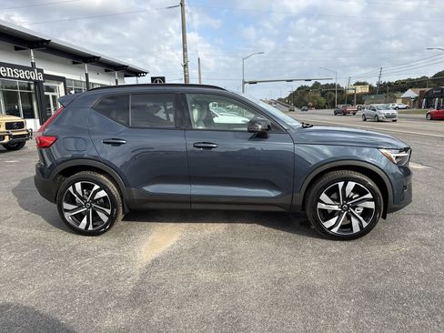 New 2026 Volvo XC40 B5 Ultra w/ Protection Package Premier image 6