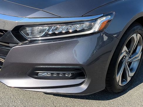 Used 2018 Honda Accord EX-L image 9