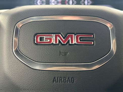 Used 2022 GMC Sierra 2500 AT4 AWD/4WD image 25