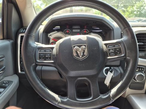 Used 2017 RAM 1500 Big Horn RWD image 11