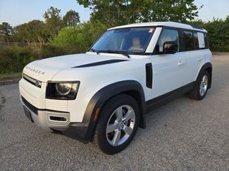 Used 2022 Land Rover Defender 110 SE video 1
