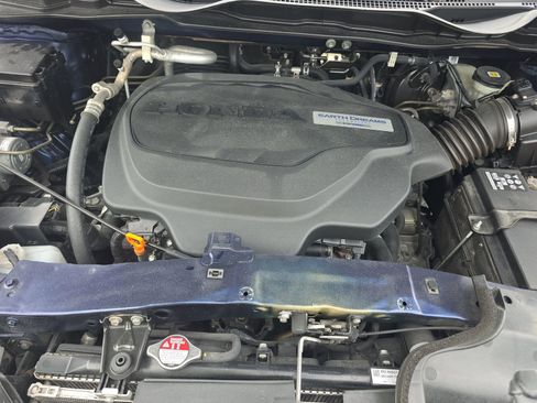 Used 2019 Honda Odyssey EX image 11