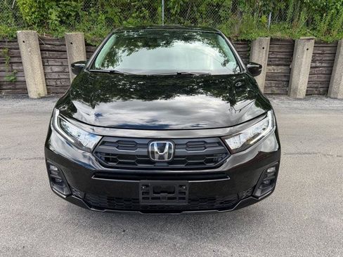 Used 2025 Honda Odyssey EX-L image 2