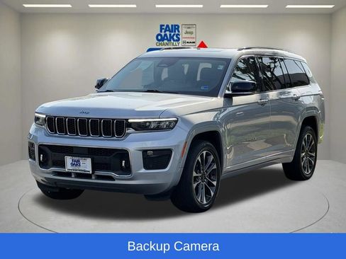 Certified 2021 Jeep Grand Cherokee L Overland w/ Luxury Tech Group IV AWD/4WD image 3