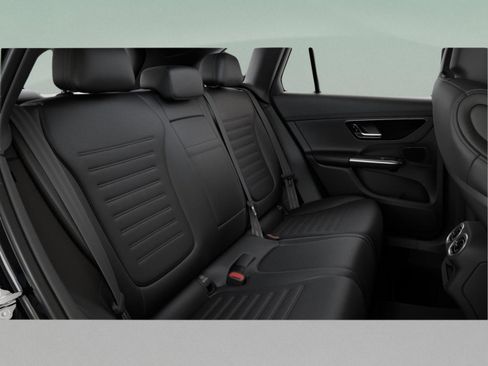 New 2026 Mercedes-Benz GLC 300 image 40