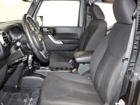 Used 2016 Jeep Wrangler Sport w/ Quick Order Package 24S AWD/4WD image 42