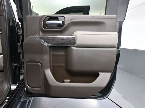 Used 2021 Chevrolet Silverado 2500 LTZ w/ LTZ Plus Package AWD/4WD image 46