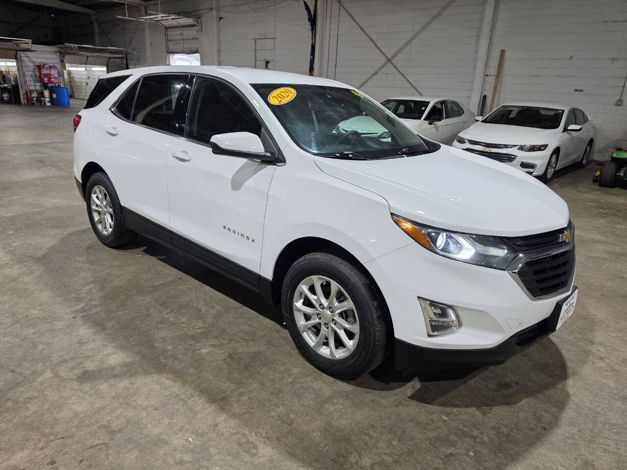 Used 2020 Chevrolet Equinox LT AWD/4WD image 18