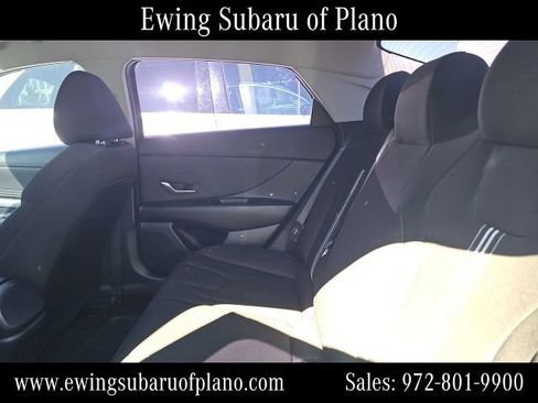 Used 2023 Hyundai Elantra SEL w/ Convenience Package FWD image 7