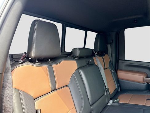 Used 2023 Chevrolet Silverado 2500 High Country w/ LPO, Hitch Package image 28