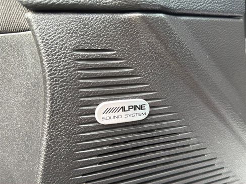 Used 2019 Dodge Challenger SRT Hellcat image 32