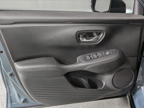Used 2025 Honda HR-V EX-L image 13
