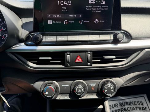 Used 2023 Kia Forte LXS FWD image 11