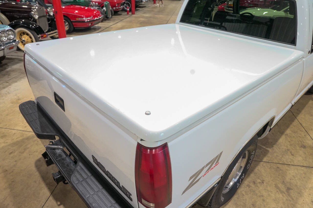 Used 1998 Chevrolet Silverado 1500 4x4 Extended Cab w/ Preferred Equipment Group 2 image 20