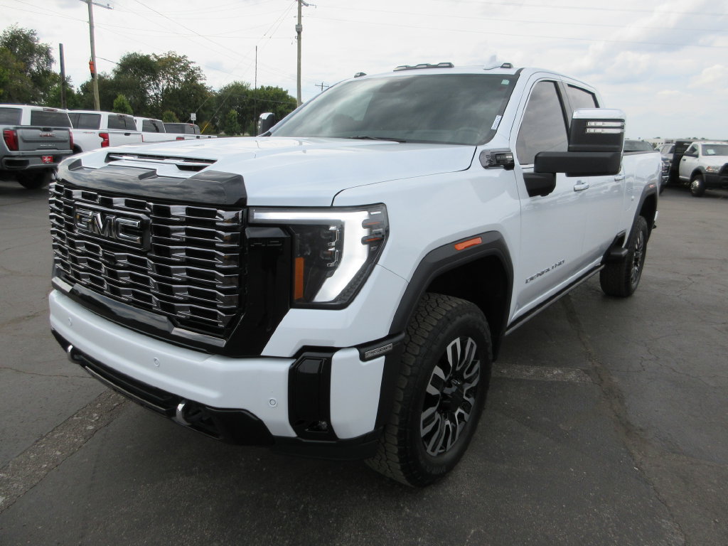 Certified 2026 GMC Sierra 2500 Denali Ultimate AWD/4WD image 12