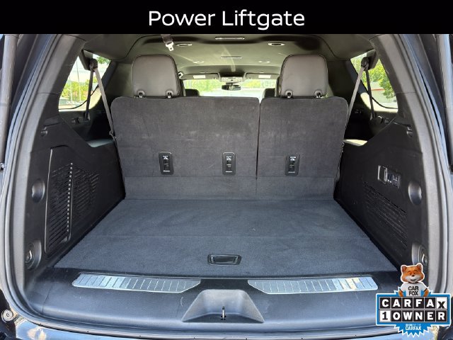 Used 2024 Chevrolet Suburban Premier RWD image 30