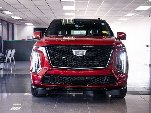 Used 2025 Cadillac Escalade V w/ LPO, ONYX Package AWD/4WD image 3