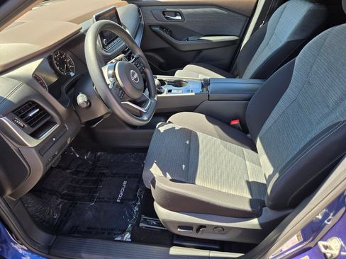 Certified 2023 Nissan Rogue SV FWD image 10