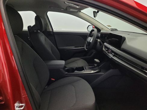 Used 2025 Kia K4 FWD image 21