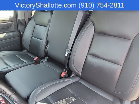 Used 2025 GMC Sierra 1500 SLT AWD/4WD image 24