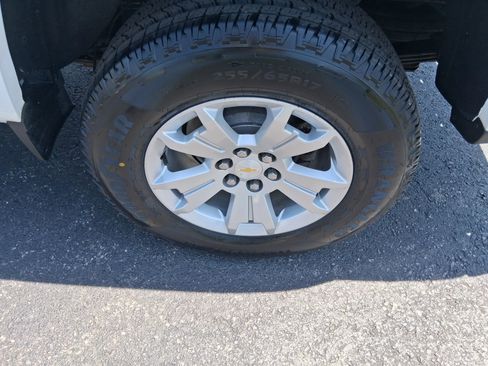 Used 2020 Chevrolet Colorado LT w/ Safety Package image 43