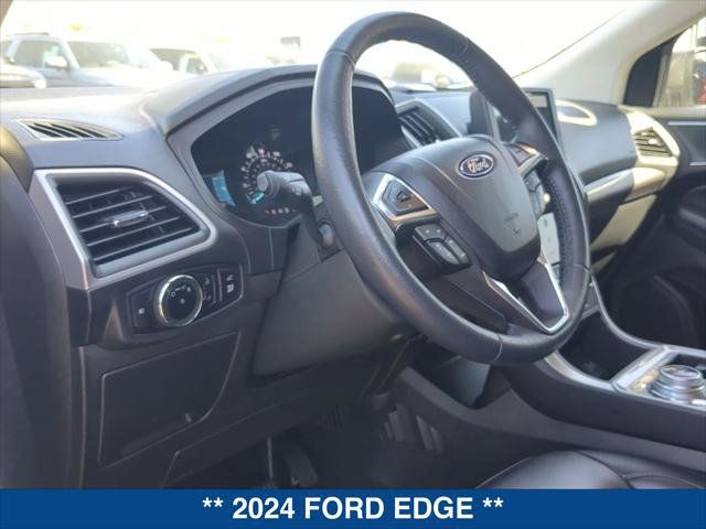 Certified 2024 Ford Edge SEL w/ Convenience Package AWD/4WD image 12