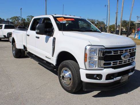 Used 2024 Ford F350 XLT w/ FX4 Off-Road Package image 15