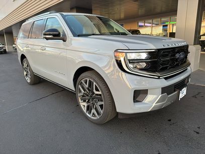 New 2025 Ford Expedition Platinum w/ Platinum Ultimate Package