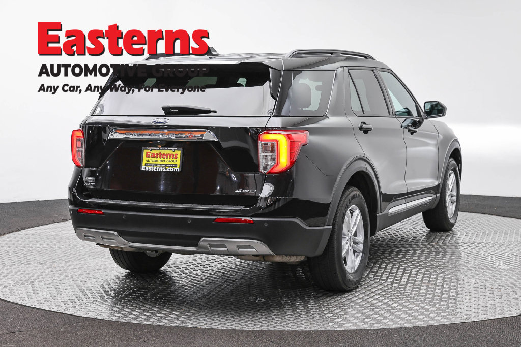 Used 2023 Ford Explorer XLT w/ Equipment Group 202A AWD/4WD image 6
