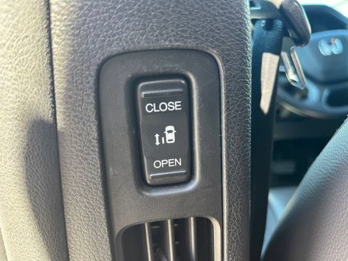 Used 2020 Honda Odyssey EX-L image 16