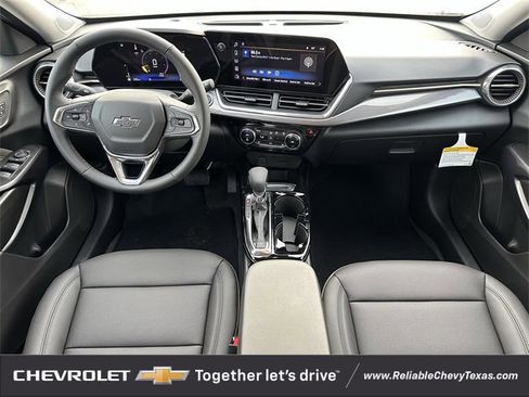 New 2026 Chevrolet Trax ACTIV w/ Driver Confidence Package image 11