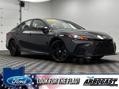 Used 2025 Toyota Camry SE