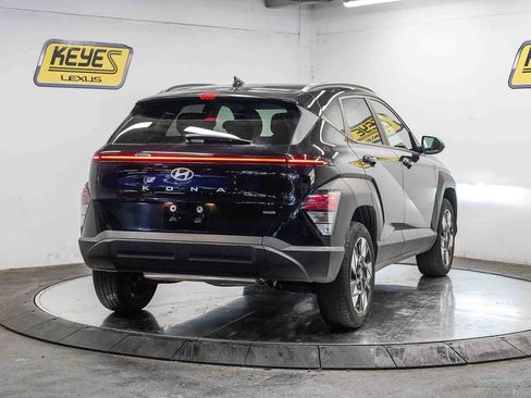 Used 2024 Hyundai Kona SEL w/ Convenience Package AWD/4WD image 4