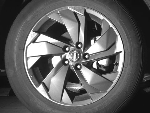 Used 2025 Nissan Rogue SV FWD image 13