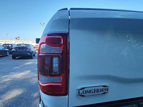 Used 2024 RAM 3500 Limited AWD/4WD image 10
