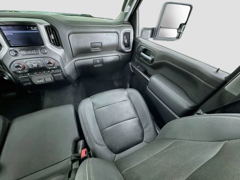 Used 2021 Chevrolet Silverado 2500 LTZ w/ Z71 Off-Road Package AWD/4WD image 15